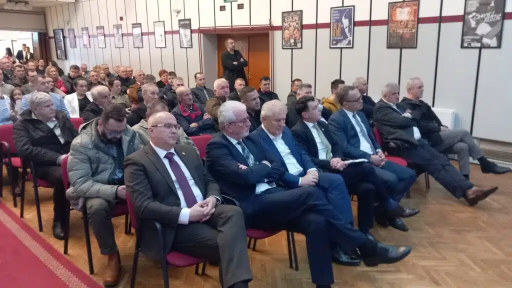 Lendo na obilježavanju godišnjice formiranja Armije BiH i 7. korpusa
