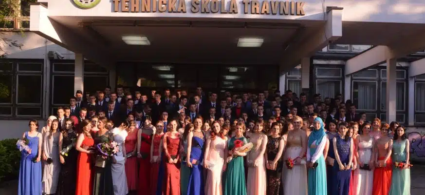 Tradicionalno matursko veče/ Obavijest za roditelje i maturante MSTŠ Travnik