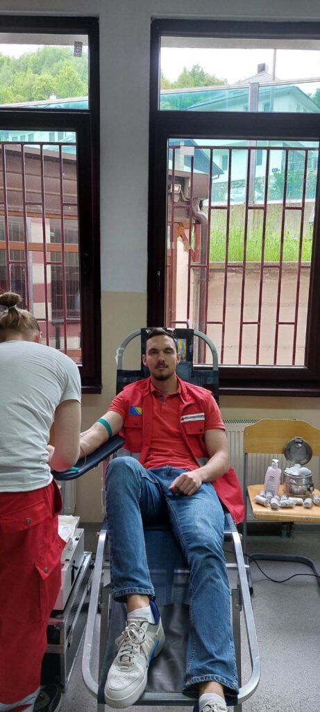 (foto) crveni križ općine travnik organizovao akciju dobrovoljnog darivanja krvi - #odsrca