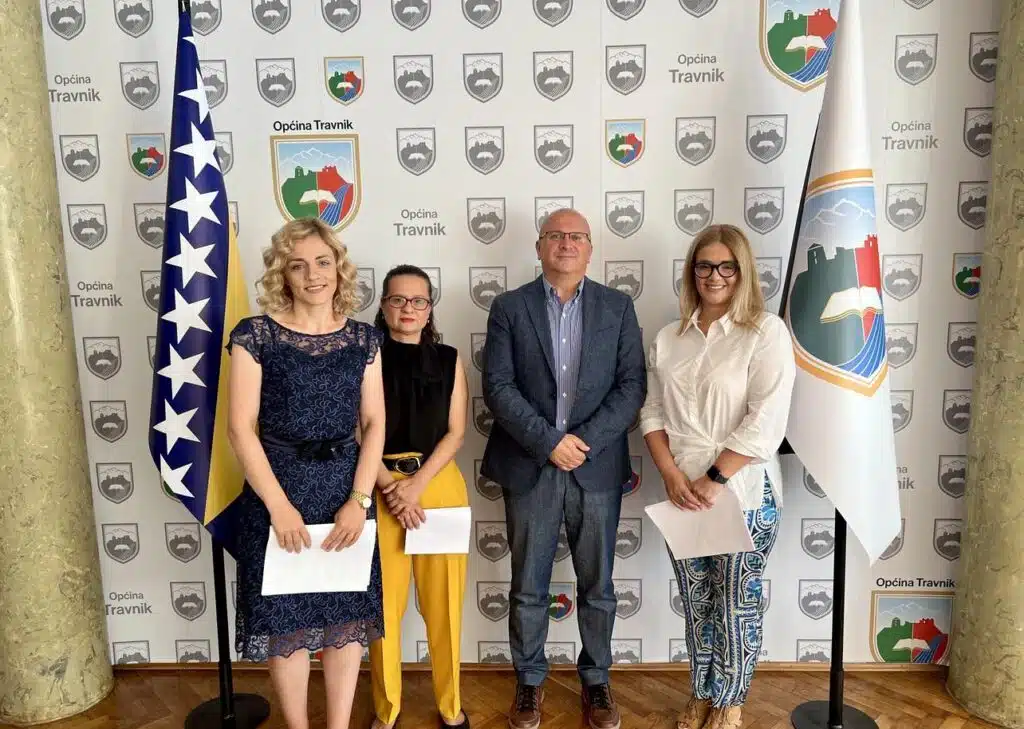 Upriličeno svečano polaganje zakletve za troje državnih službenika u Općini Travnik