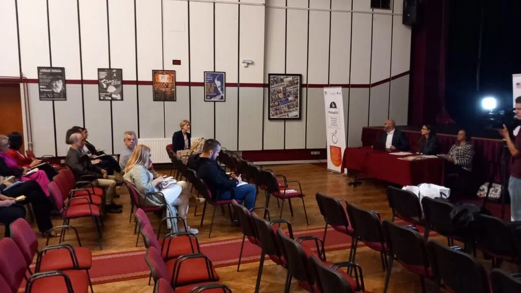 Održana javna prezentacija o pristupačnosti Općine Travnik za osobe s invaliditetom