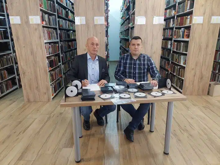 Gradska biblioteka Travnik bogatija za 80 novih naslova za slijepa i slabovidna lica