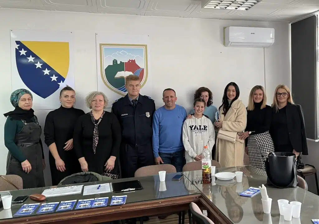 Prioritet gluhih osoba – pravo na znakovni jezik, ostvarenje jednakih mogućnosti u svim područjima života, obrazovanju i pristupu informacijama
