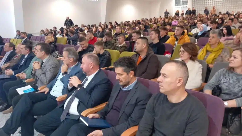 U Travniku počeo „9. Poslovno – Europsko -Društveno Diplomatski Forum Travnik 2023“