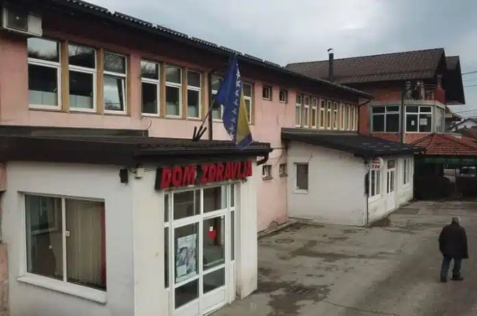Medicinska sestra u Busovači porodila trudnicu u sanitetu Hitne pomoći
