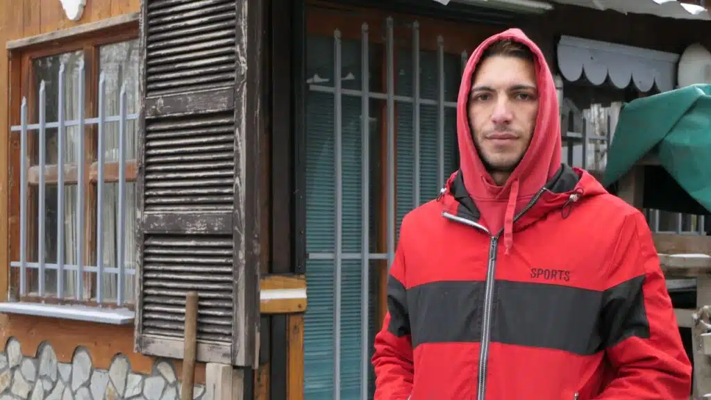 Ismet Mrgić iz Donjeg Vakufa: Životna borba mladića ostavljenog u djetinjstvu (VIDEO)