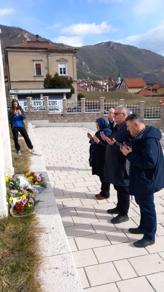 u travniku obilježena 32. godišnjica savjetovanja regionalnih komandanata patriotske lige rbih "mehurići 1992-2024"