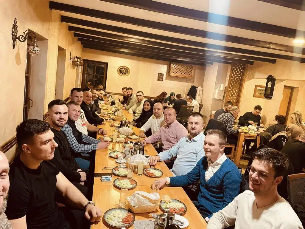 Načelnik Dautović iftario sa omladinom iz Biljanske doline