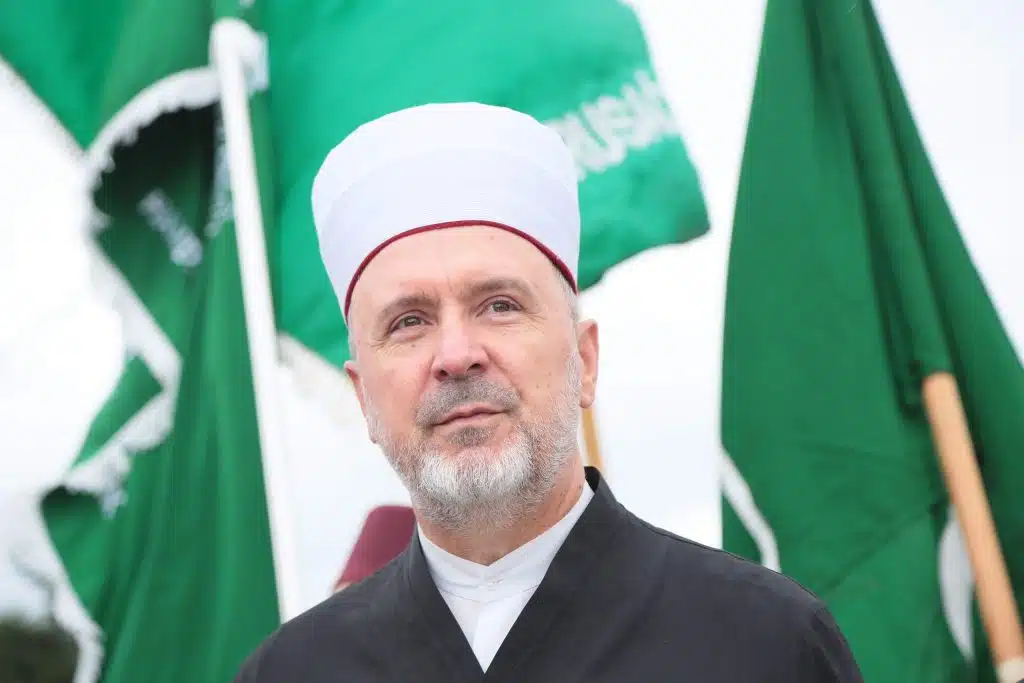 Muftija travnički o Mubarek noći Lejletul-bedr / U džamijama širom Bosne i Hercegovine i dijaspore prigodni programi
