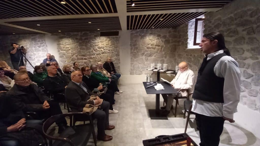 U Travniku održana inspirativna književna večer s Rusmirom Agačevićem