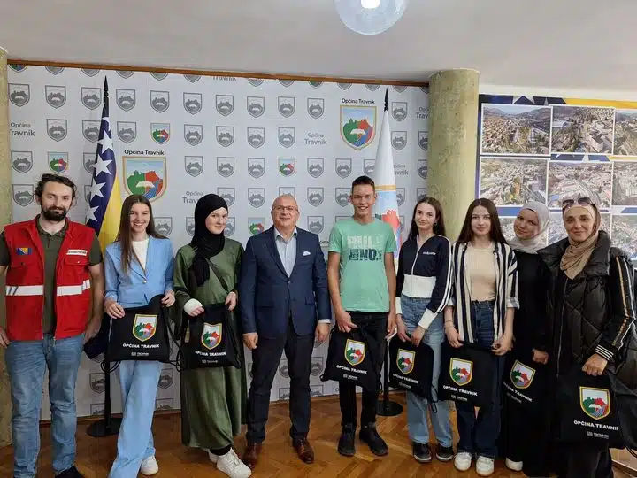 Načelnik Kenan Dautović ugostio učenike Osnovne škole “Turbe”