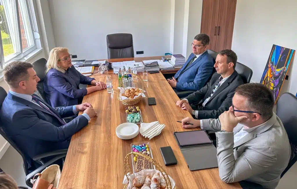 Nova Bila: Predsjednica Bradara i ministar Nedić posjetili bolnicu