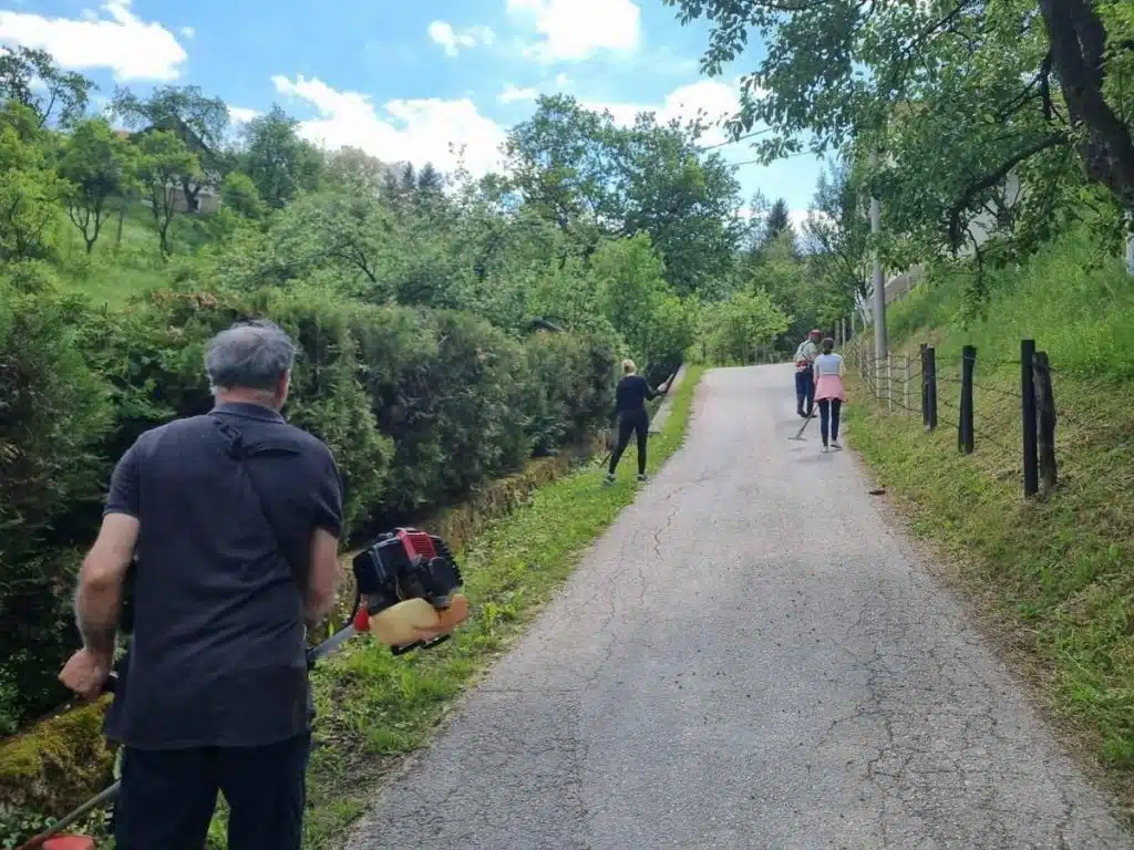 Travničani udruženi u ekološkoj akciji (FOTO)