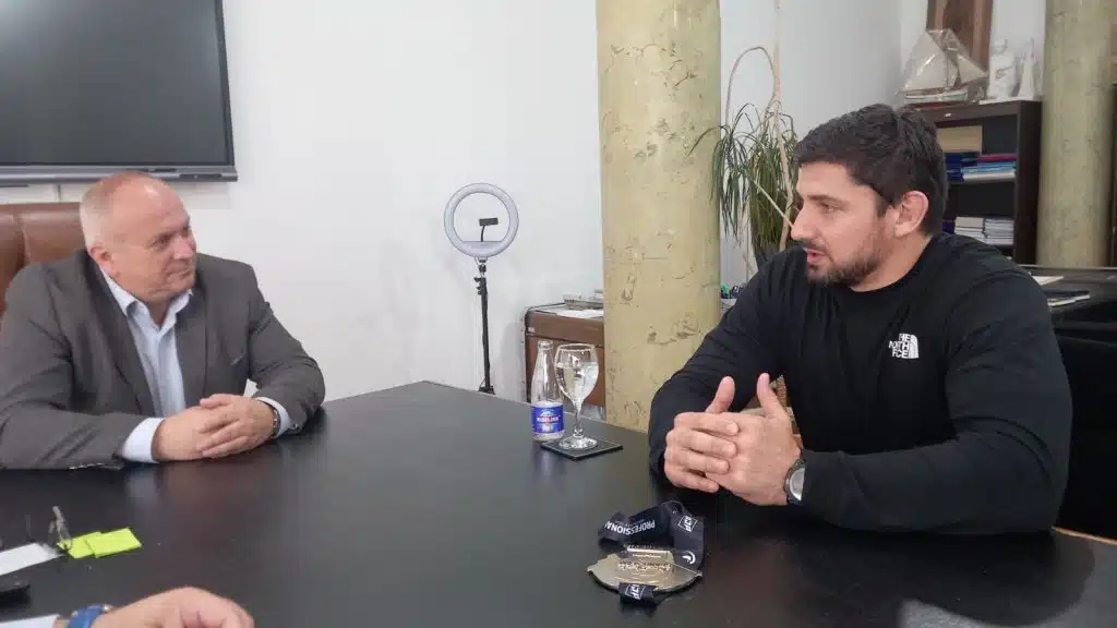 Načelnik Kenan Dautović ugostio Mahira Zuku, u planu pokretanje akademije borilačkih vještina (FOTO)