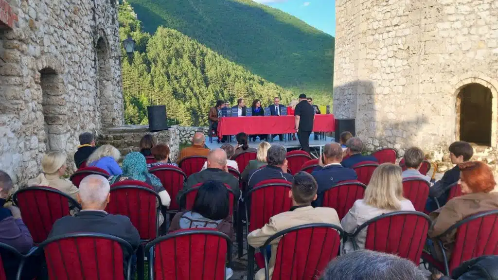 Obilježavanje prvog pomena Travnika u pisanim izvorima (FOTO) obilježavanje prvog pomena travnika u pisanim izvorima (foto)