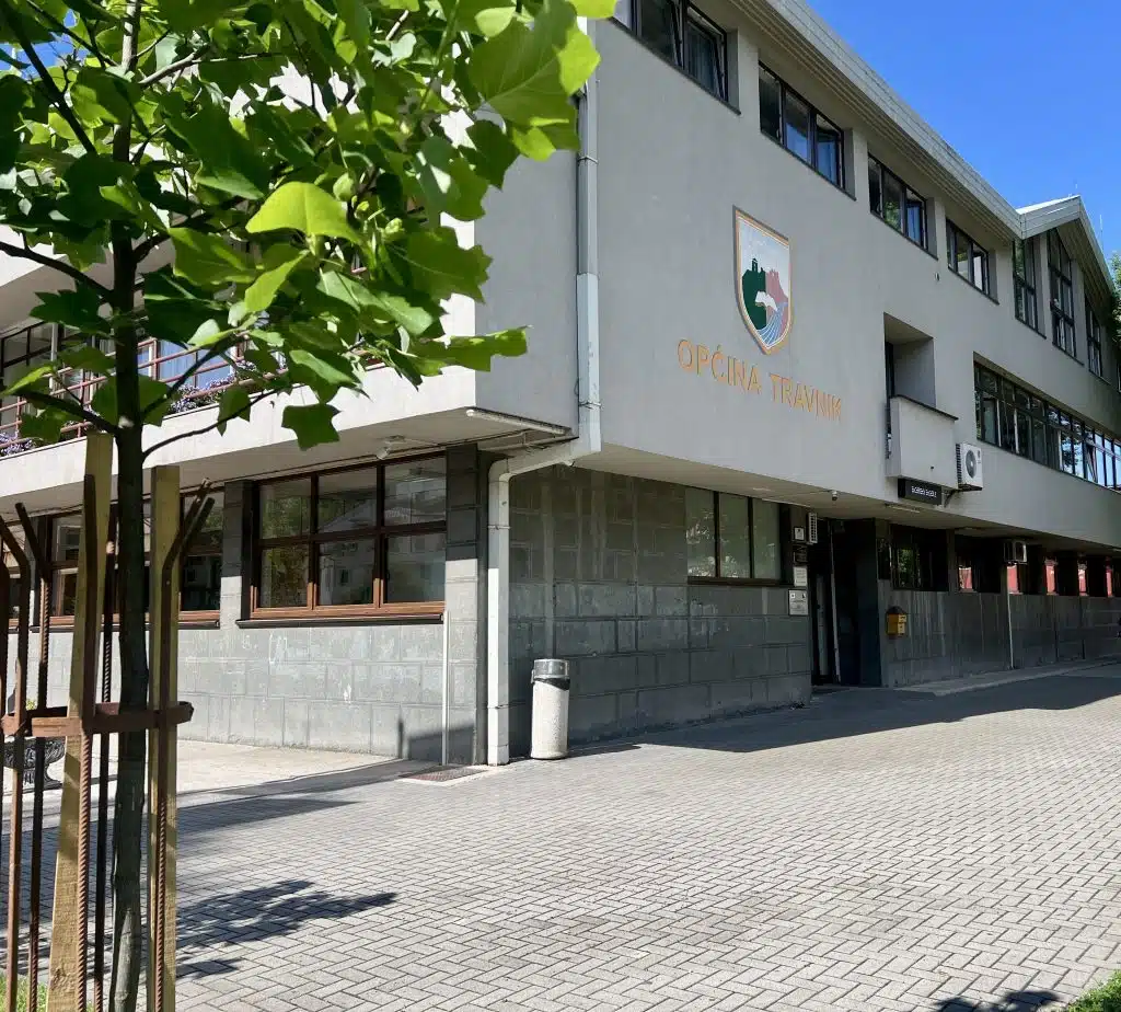Poticaji izdavaštvu, sufinansiranje vrhunskog sporta i organizacije i odlaska na smotre folklora za mjesec maj