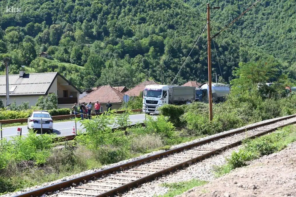 U teškoj nesreći kod Zenice poginuo 29-godišnjak iz Travnika (FOTO)