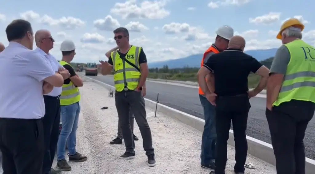 Pogledajte kako napreduju radovi na tri ključne saobraćajnice u SBK-u (VIDEO)
