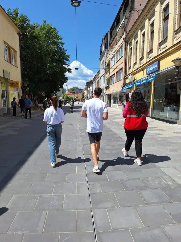 Crveni Križ Općine Travnik realizirao promotivnu kampanju o morbilima (FOTO) crveni križ općine travnik realizirao promotivnu kampanju o morbilima (foto)
