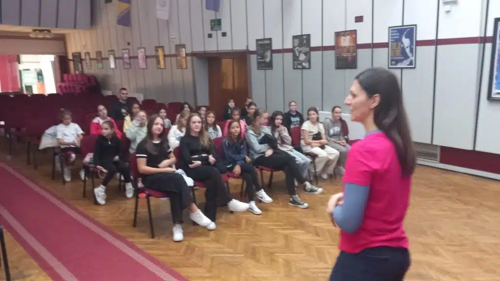 (FOTO) U Travniku održana radionica i predavanje o važnosti klimatskih promjena