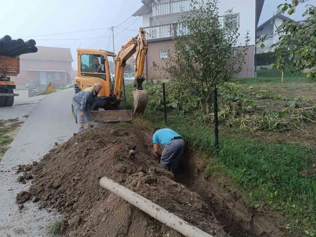 Rekonstrukcija kanalizacione mreže u naselju Grahovik: U toku radovi na poboljšanju infrastrukture