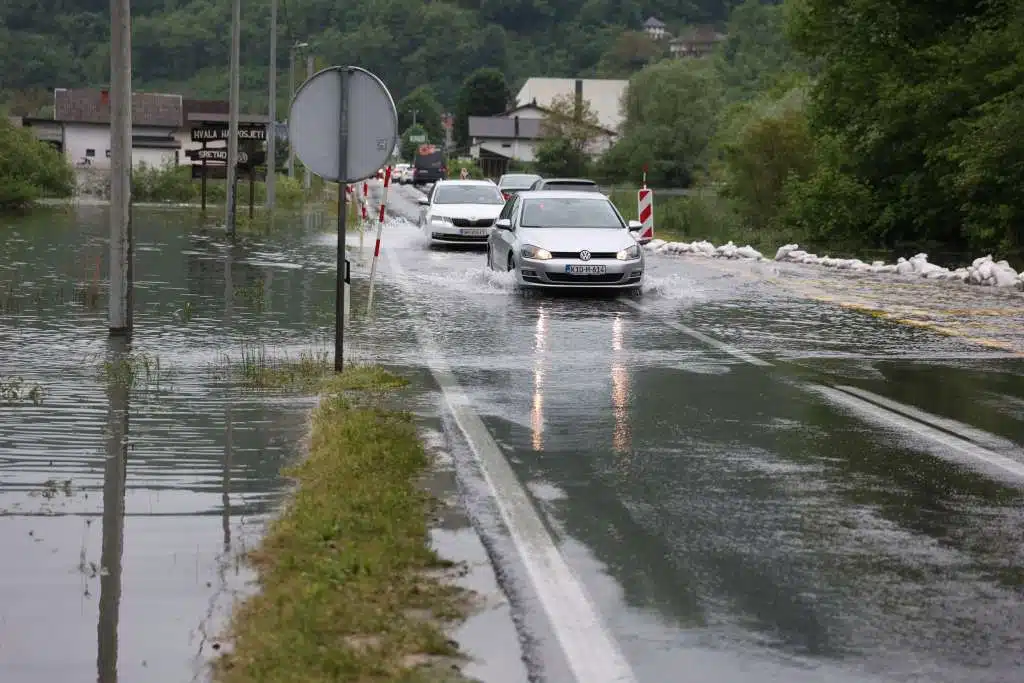 Jedini siguran alternativni pravac iz Sarajeva do Mostara je preko Srednje Bosne