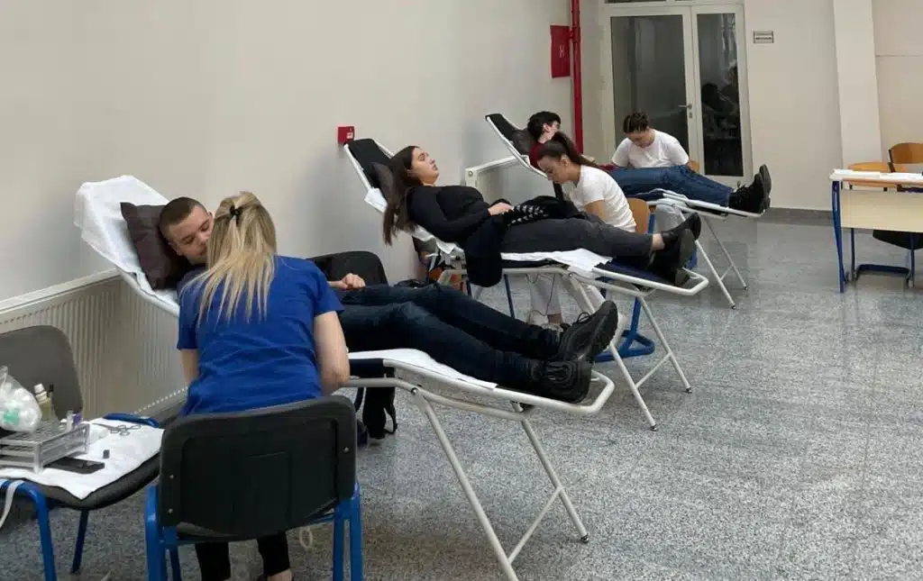 U Mješovitoj srednjoj školi Travnik uspješno realizirana akcija darivanja krvi