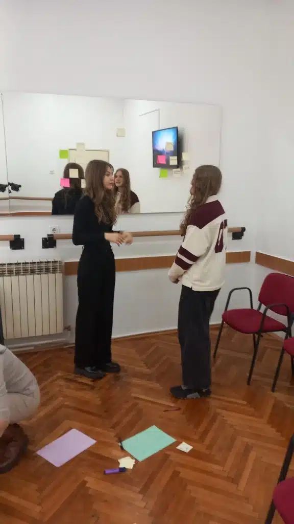 Počeo "Kreativni zimski raspust" u Travniku: Radionice za djecu tokom zimskih praznika(FOTO) Počeo "Kreativni zimski raspust" u Travniku: Radionice za djecu tokom zimskih praznika(FOTO)