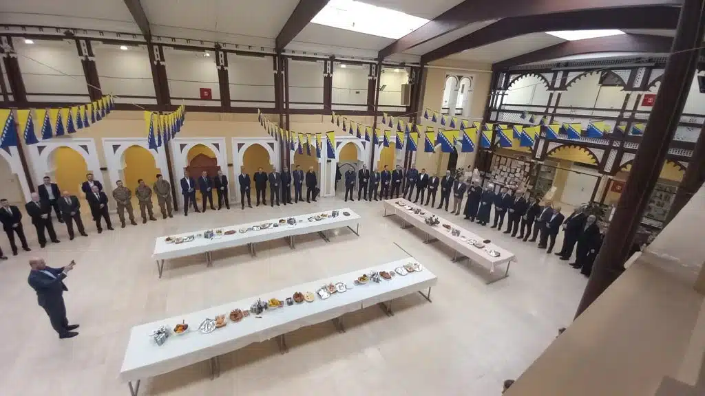 Bajramska radost u Travniku: Održan prijem u Elči Ibrahim-pašinoj medresi (FOTO)