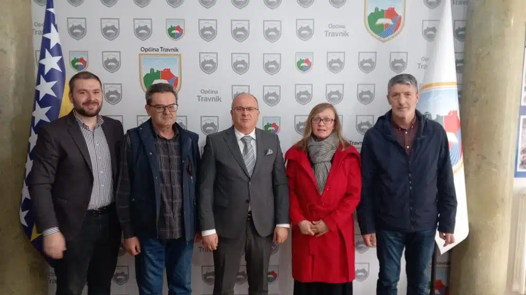 Potpisan ugovor za projekat pčelarstva vrijedan 120.000 KM