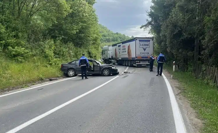 Tokom vikenda u SBK zabilježeno 30 saobraćajnih nezgoda, više osoba teže povrijeđeno