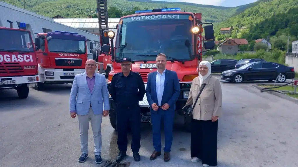 PVJ Travnik bogatija za novo moderno navalno vatrogasno vozilo(FOTO)