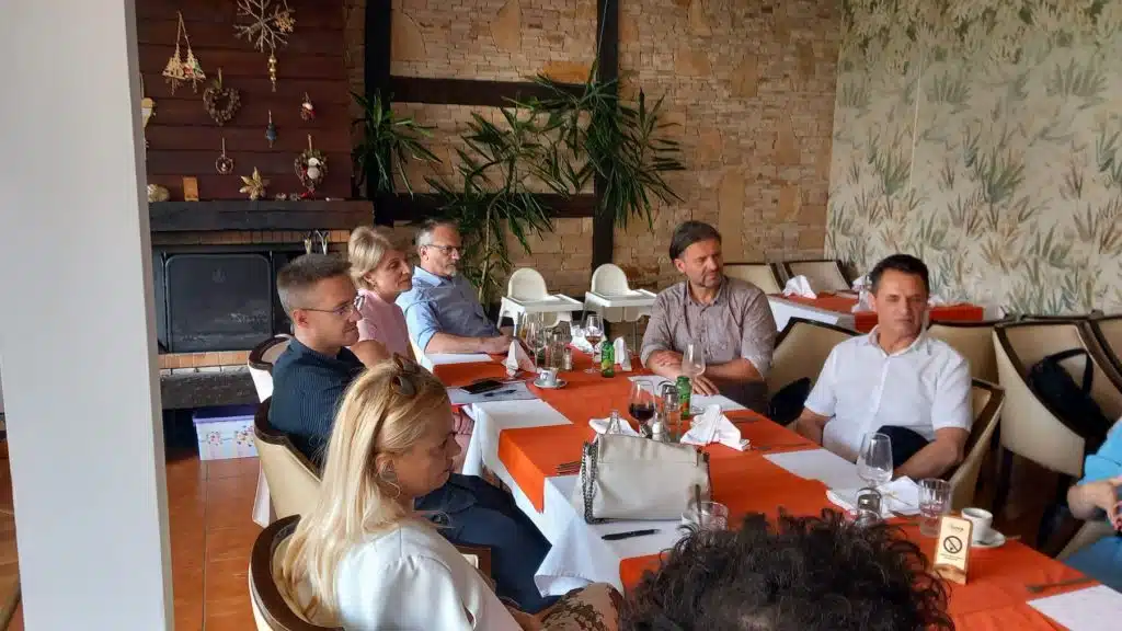 Na Vlašiću održan Forum za digitalne inovacije i IT Reboot kamp za srednjoškolce (FOTO)