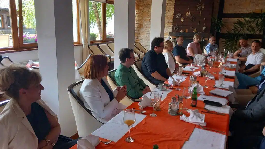 Na Vlašiću održan Forum za digitalne inovacije i IT Reboot kamp za srednjoškolce (FOTO)