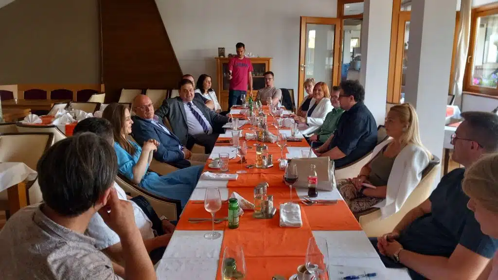 Na Vlašiću održan Forum za digitalne inovacije i IT Reboot kamp za srednjoškolce (FOTO)