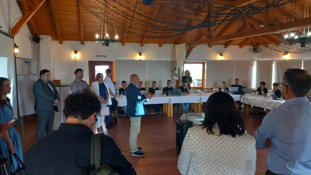 Na Vlašiću održan Forum za digitalne inovacije i IT Reboot kamp za srednjoškolce (FOTO)
