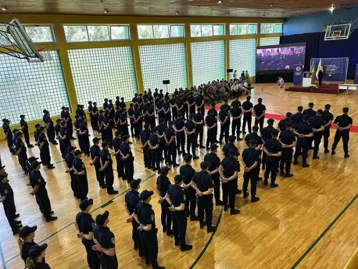 MUP SBK bogatiji za 99 novih policajaca: Dodijeljene diplome na Policijskoj akademiji FMUP-a