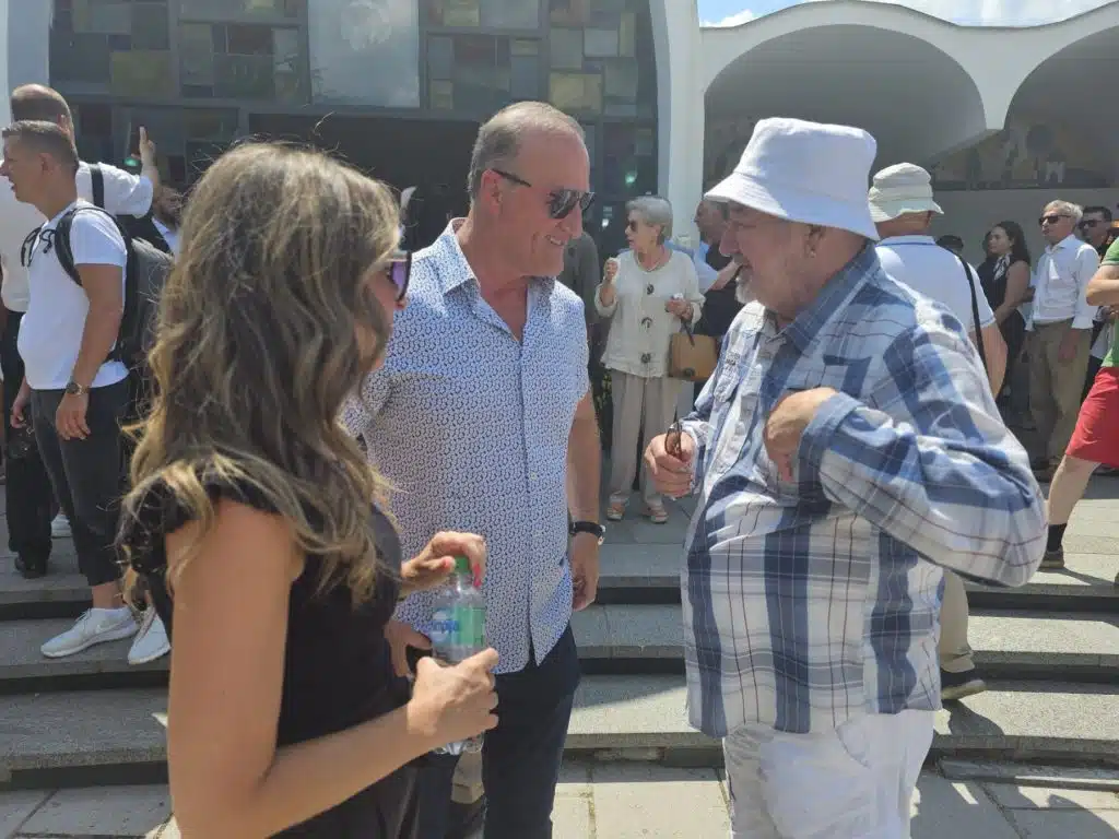 Ispraćaj Josipa Pejakovića: Velikan naroda ostavio neizbrisiv trag (FOTO) Ispraćaj Josipa Pejakovića: Velikan naroda ostavio neizbrisiv trag (FOTO)