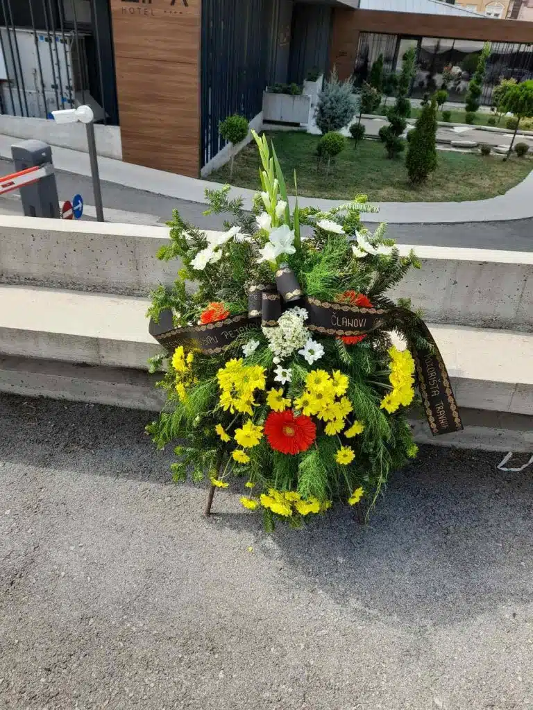 Ešref Kozarić na vječni počinak ispratio svog prijatelja Josipa Pejakovića