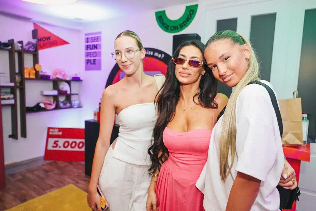 „Get Ready With Me“ sa Nezirom Muhović: Iz Našeg mjesta za početak festivala pravo na crveni tepih
