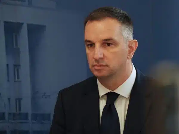Travničanin dr. Nermir Granov predvodio prvu 3D endoskopsku operaciju srca u BiH