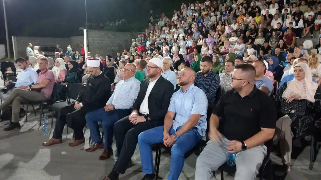 U Biljanskoj dolini održana “Večer ilahija” (FOTO) U Biljanskoj dolini održana “Večer ilahija” (FOTO)