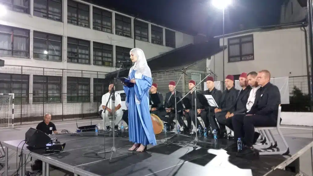 U Biljanskoj dolini održana “Večer ilahija” (FOTO) U Biljanskoj dolini održana “Večer ilahija” (FOTO)