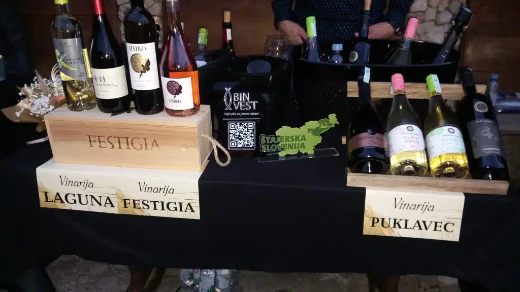 Festival Vina Čardaci oduševio posjetioce – Vrhunska vina, muzika i nezaboravna atmosfera (FOTO)