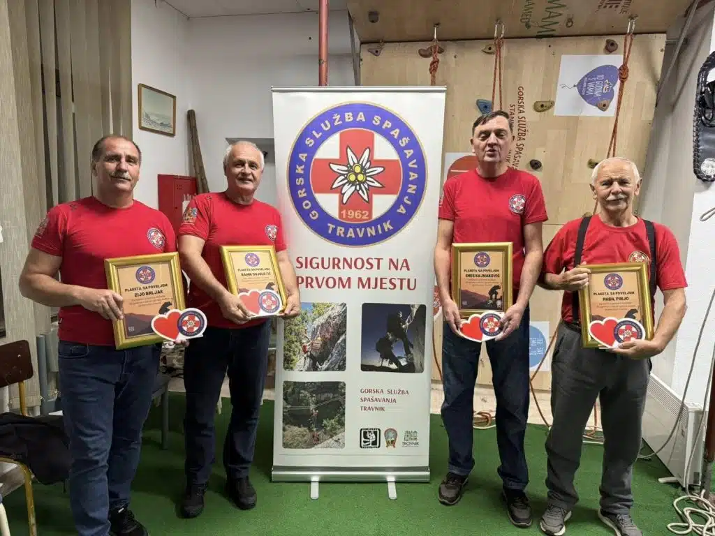 GSS Travnik obilježava 50 godina hrabrosti i predanosti, dodijeljene zahvalnice veteranima službe