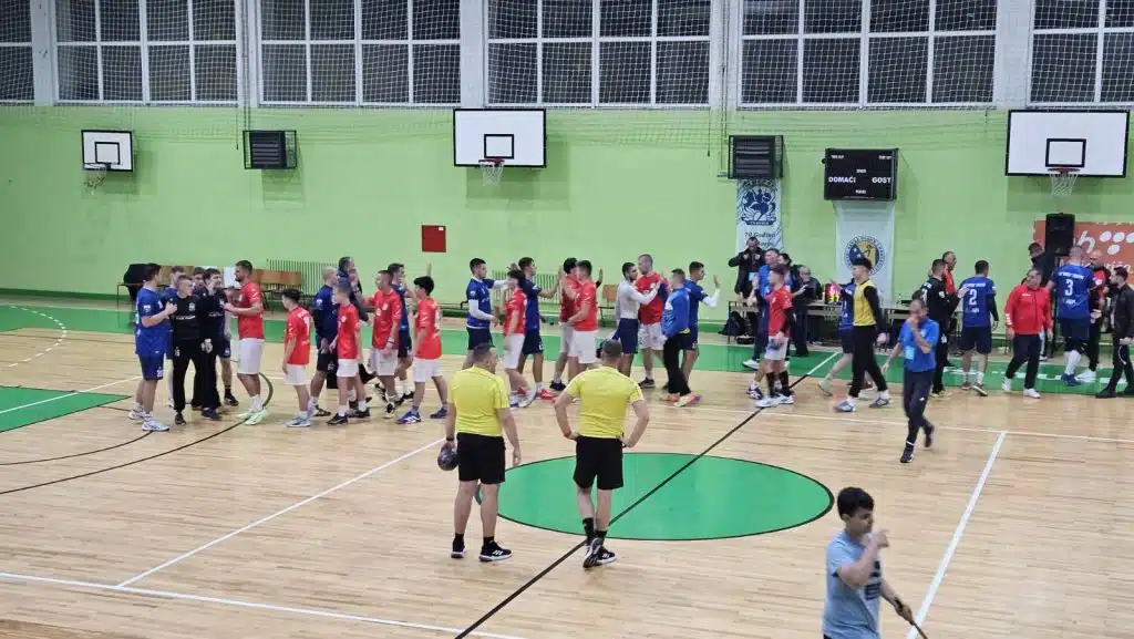 PRAZNIK RUKOMETA U TURBETU, Borac slavio prvu pobjedu sezone!