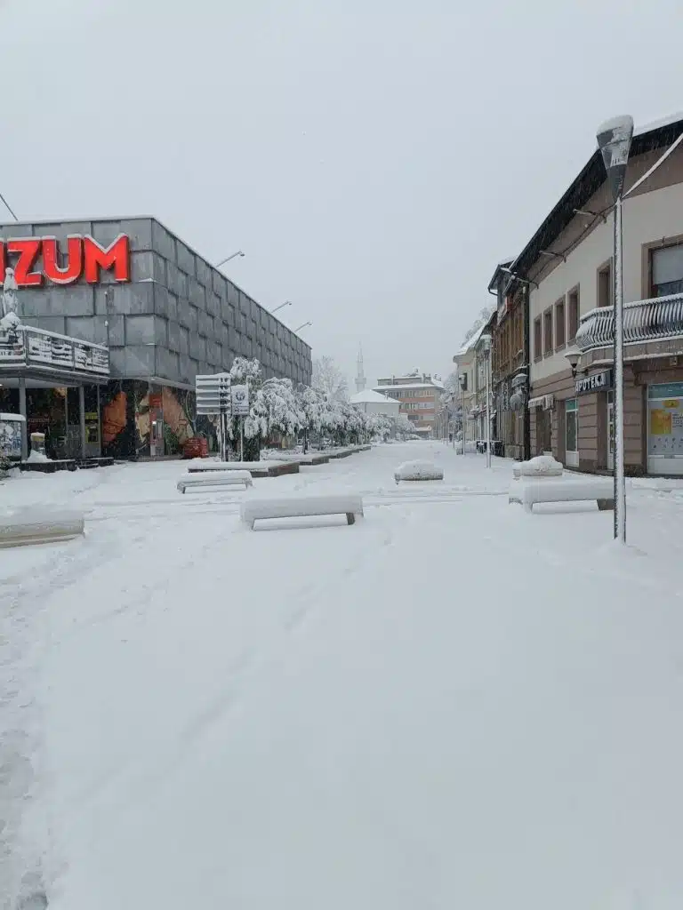 Travnik spreman za čarobni ”Advent 2025”: Mjesec prazničnog druženja širom općine