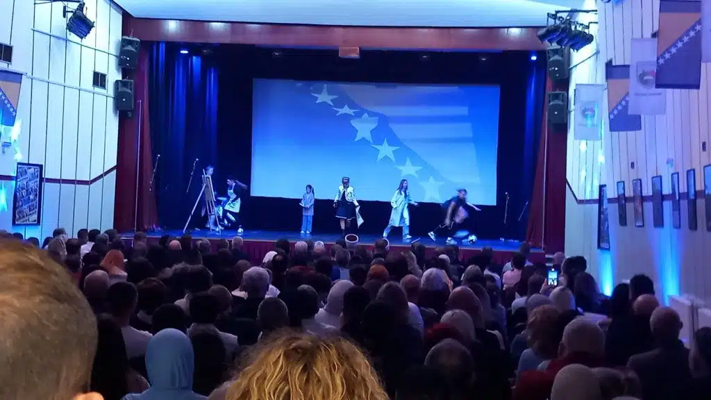 (FOTO) U Centru za kulturu Travnik održana svečana akademija povodom Dana državnosti BiH