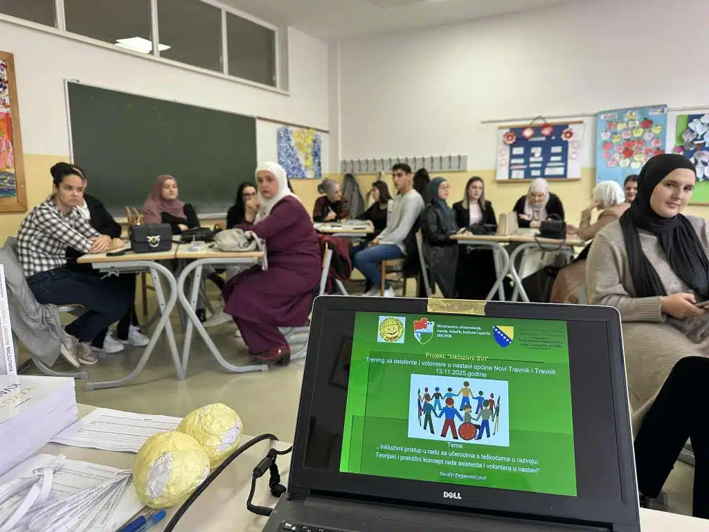 Seminar za asistente i volontere u nastavi općine Novi Travnik i Travnik