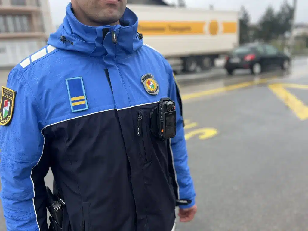 (FOTO) Od danas zvanično počela upotreba body kamera u SBK